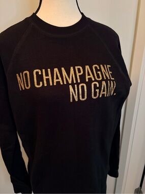 No Champagne No Gain! 🥂🍾 Brunette the  Label Crewneck Sweatshirt - Size S/M